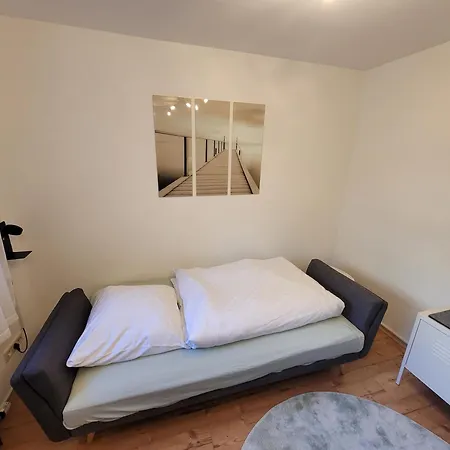 - Klein Aber Fein, 1-3 Personen, Souterrain Apartment Rodental